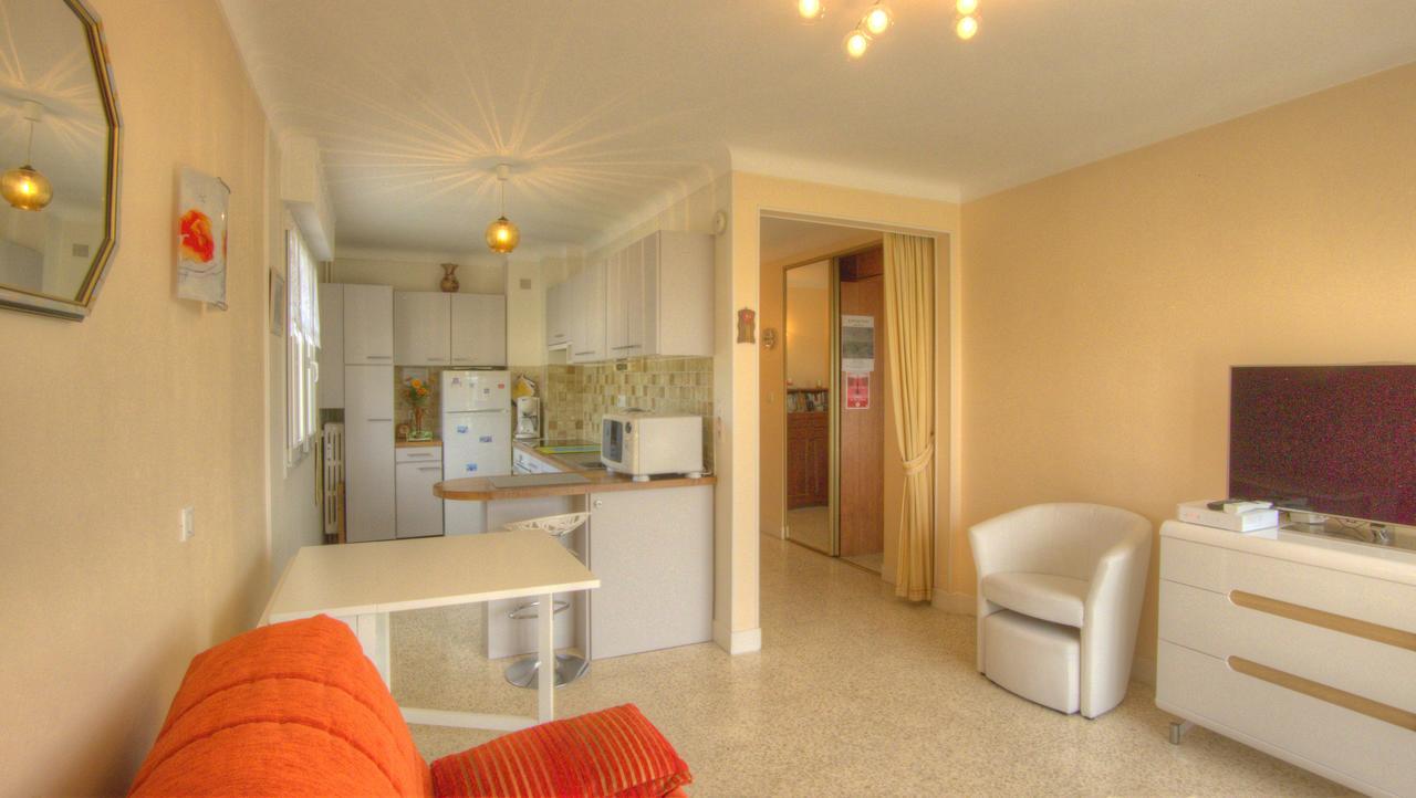Studio 3 Etoiles Vue Mer 150M Plages Parking Clim Wifi Канни Екстер'єр фото